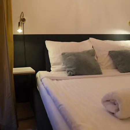 9, Z Oddzielna Sypialnia! 公寓 华沙