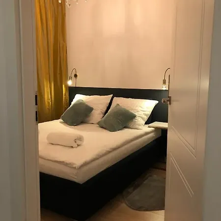 Apartament 9, Z Oddzielną Sypialnią! *