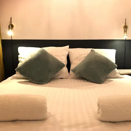 9, Z Oddzielna Sypialnia! * 华沙