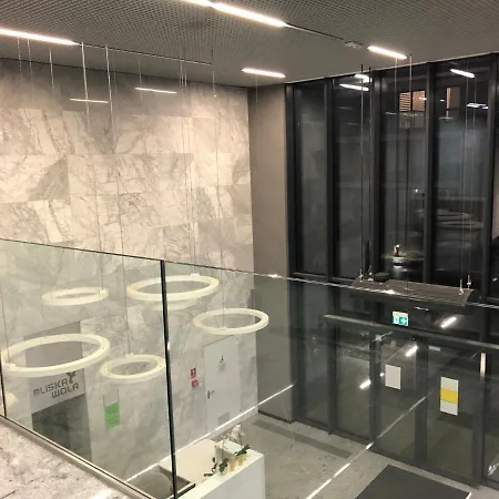 9, Z Oddzielną Sypialnią!