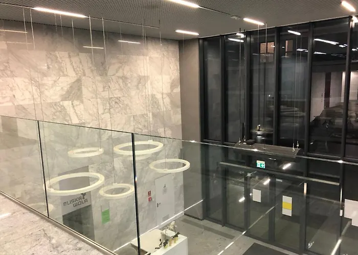 9, Z Oddzielna Sypialnia!